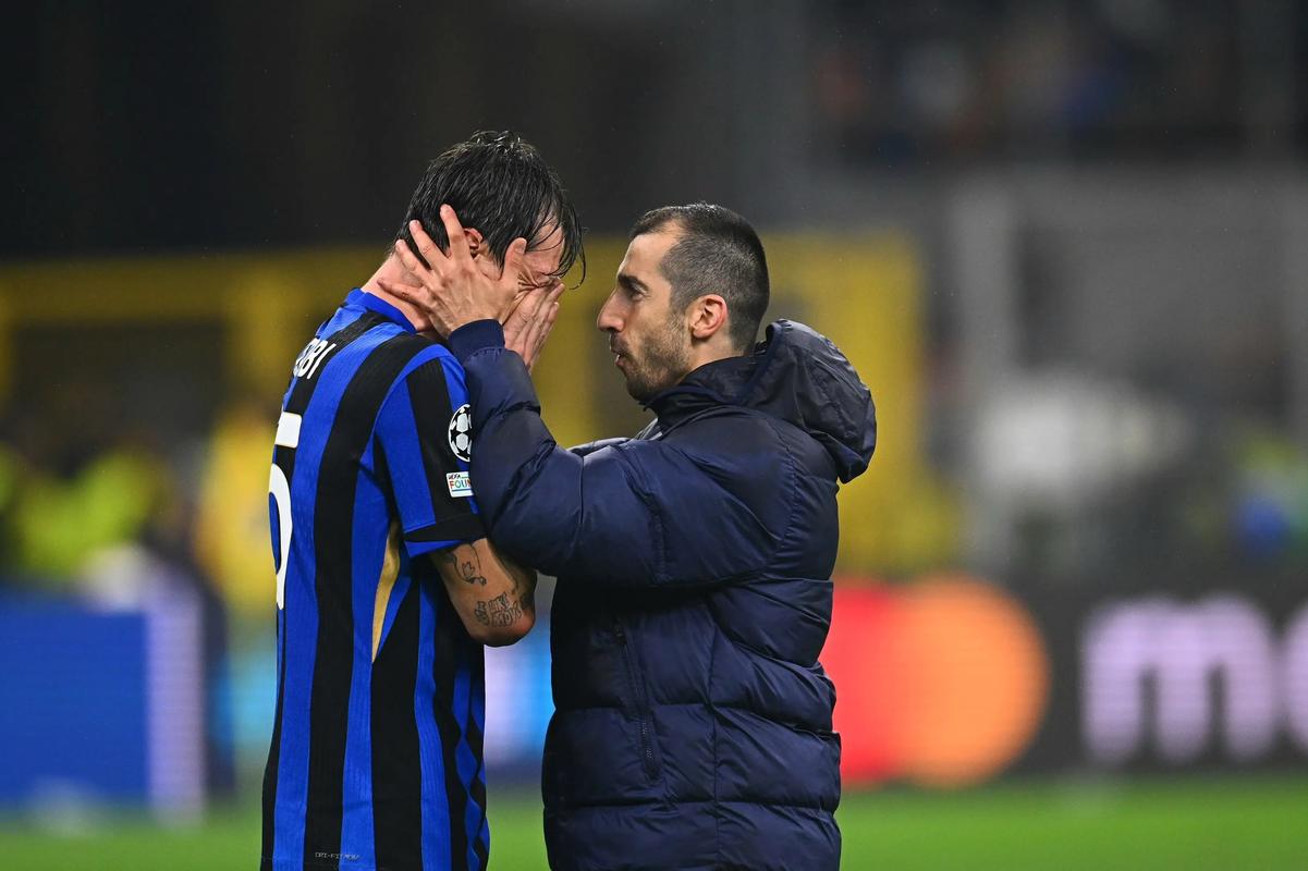 曼联平六轮未胜伯恩茅次，下轮将迎战状态火热的维拉（曼联战平伯恩茅斯，联赛六轮不胜，下轮将对阵状态火热的维拉）