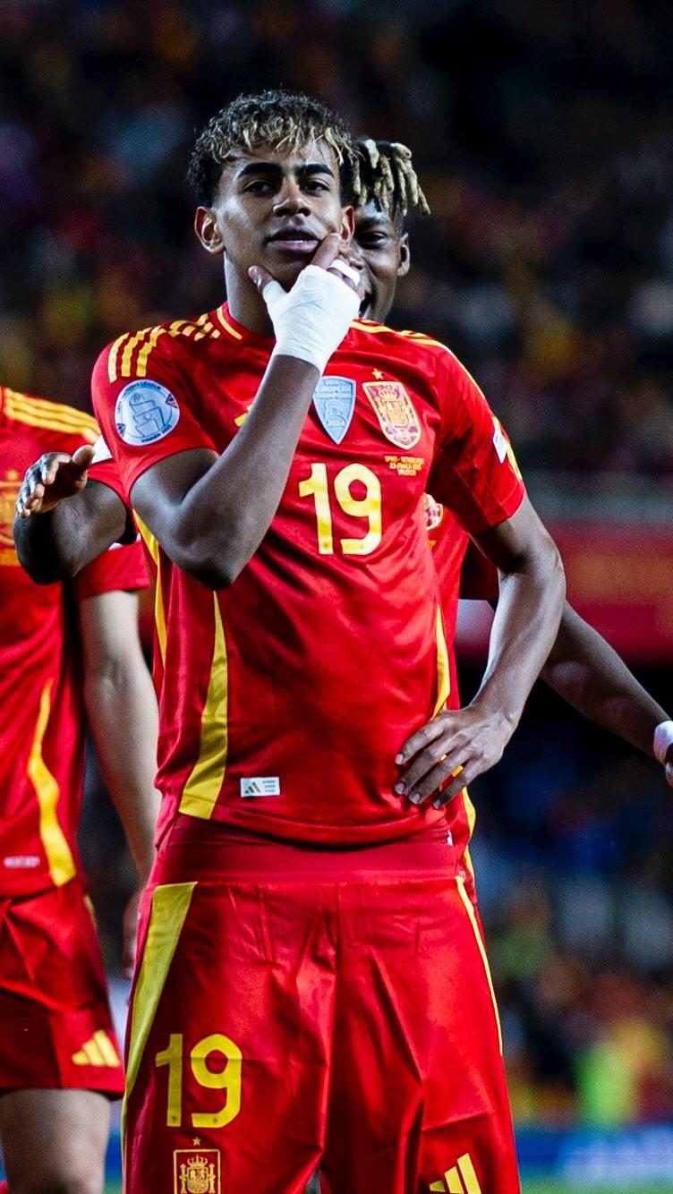 欧罗巴1／4决赛次回合前瞻：曼联战意十足剑指4强（欧联杯四分之一决赛次回合前瞻：曼联战意高涨剑指四强）