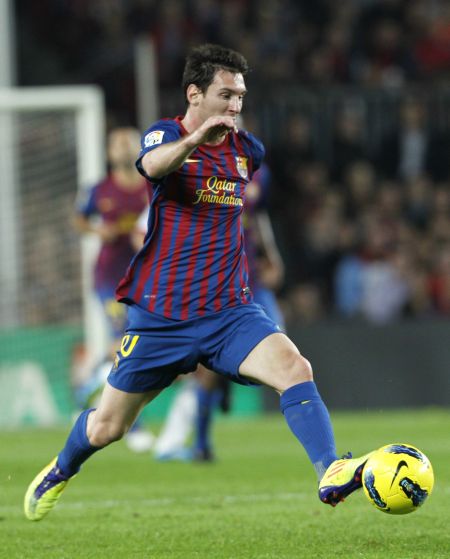 邮报：维拉无意买断埃利奥特，球员遭“冷藏”两月身陷困境（邮报：维拉不打算买断埃利奥特，球员遭雪藏两月陷入窘境）