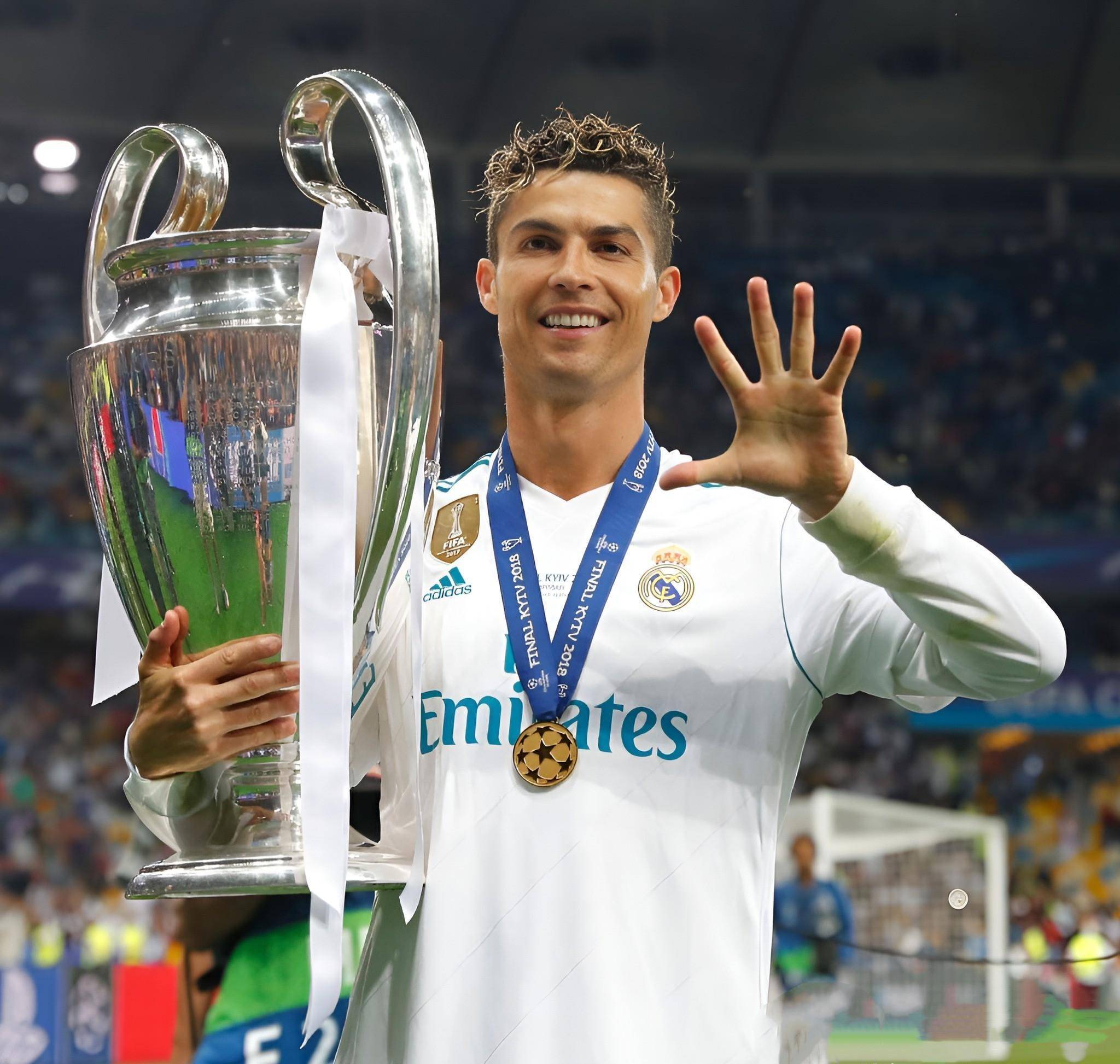 阿斯：拉菲尼亚因为肌肉不适缺战贝蒂斯，他能出战下场欧冠