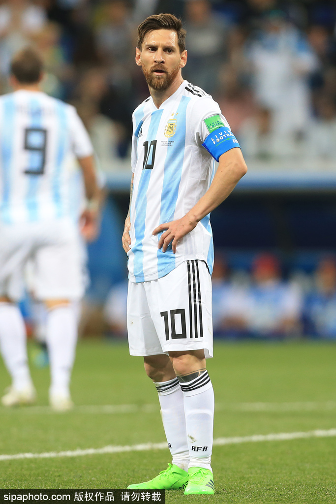 杨鸣：辽宁男篮进入新老更替时期，先打进季后赛再图发展