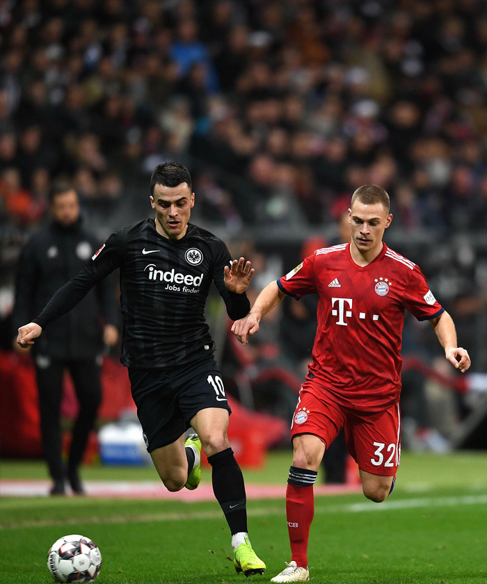 国脚连续两场关键助攻