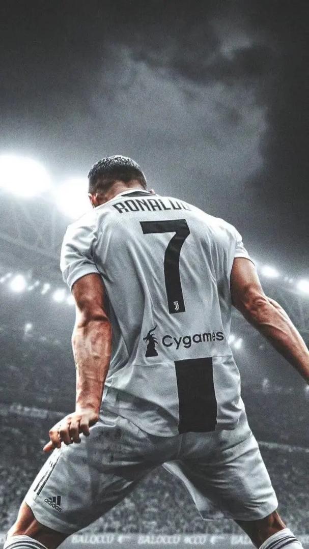 英格兰与克罗地亚11次交手6胜2平3负，18年世界杯被加时淘汰