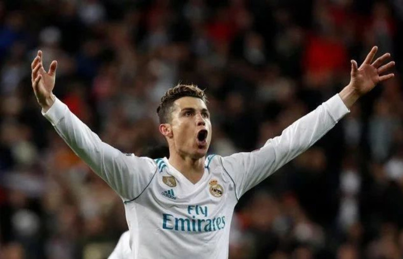 亚马尔单场6次以上关键传球+成功过人，上赛季以来西甲仅3人做到（亚马尔单场6+关键传球并成功过人，自上赛季西甲仅三人达成）